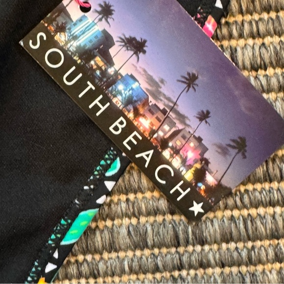 Green and Black Ruffled Bikini Set - Picture 4 of 4